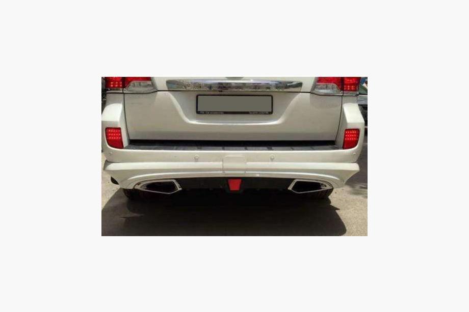 Toyota Land Cruiser 200 2007–2021 Bodykit komplekts 2012-2015 (LC15) Foto 13
