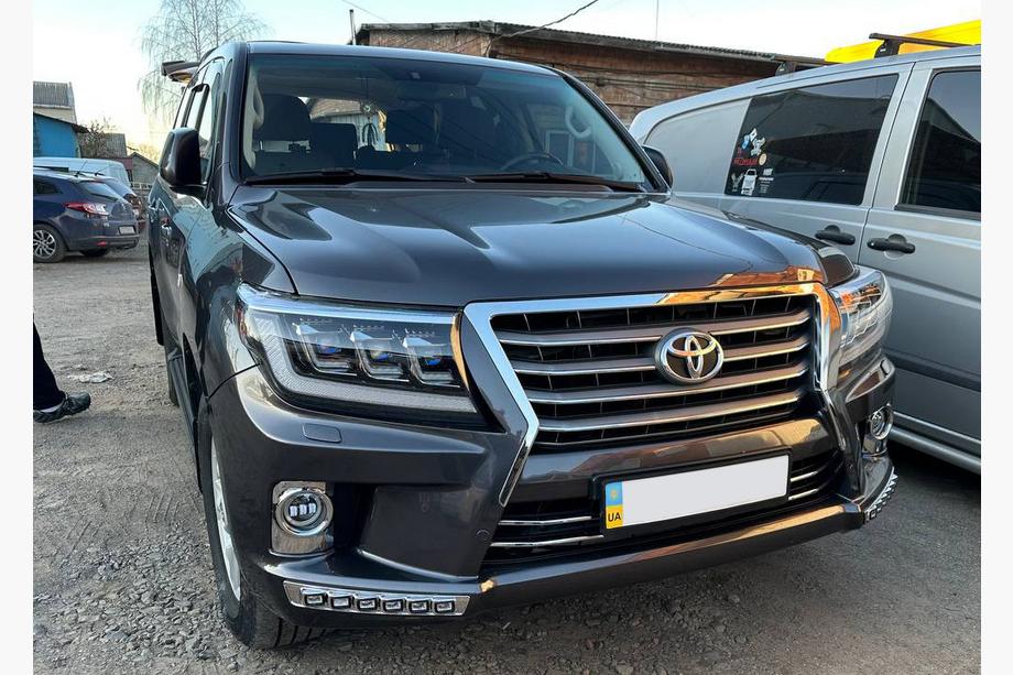 Toyota Land Cruiser 200 2007–2021 Virsbūves komplekts 2008-2015 (Urban sport) Image