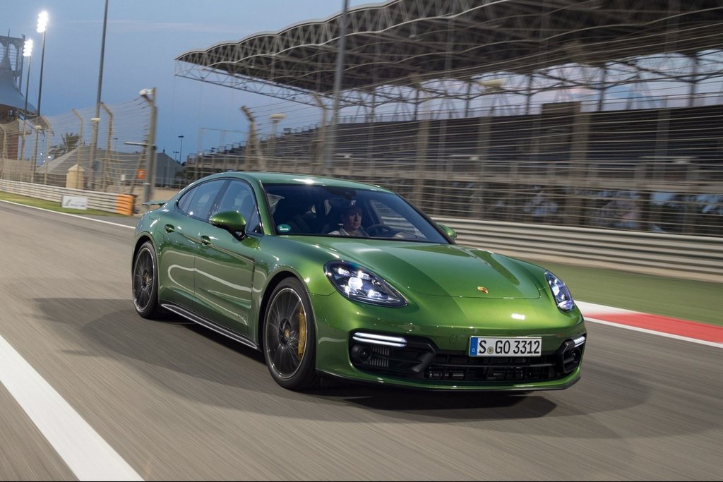 Otrās paaudzes Porsche Panamera apskats