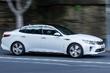 KIA Optima GT uzlādētā sedana apskats foto 2