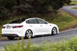 KIA Optima GT uzlādētā sedana apskats foto 3