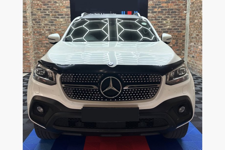 Mercedes X class 2017–2020 Priekšējais radiatora režģis Diamond Image
