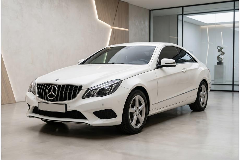 Mercedes E-klase kupeja C207 2010–2017 Priekšējā radiatora reste (2014-2016, GT Panamericana) Image