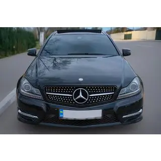 Priekšējais radiatora režģis Diamond Black foto 1