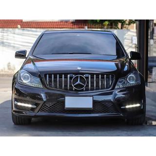Priekšējais radiatora režģis GT Panamericana Mercedes C klase W204 2007–2015 foto 1