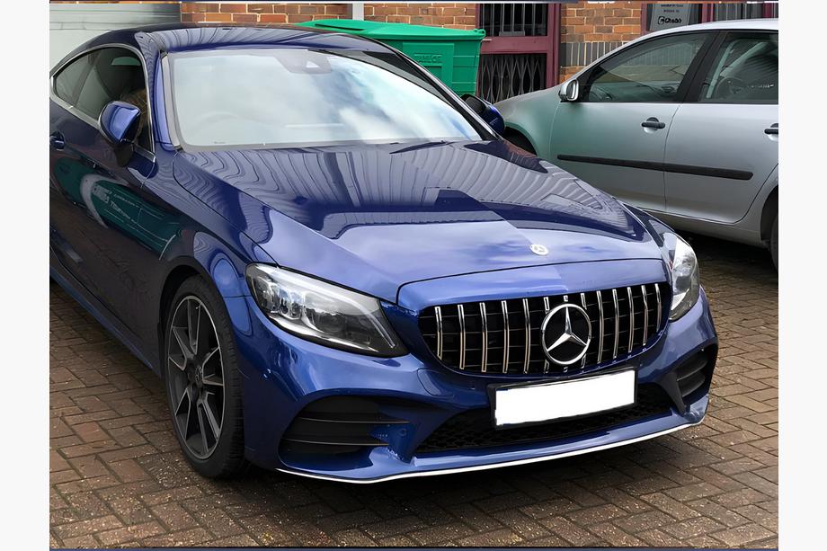 Mercedes C-class W205 2014–2021 Priekšējais režģis Panamericana GT (Avantgarde/AMG-Line/C43 AMG) 2018+, ar kameru Image