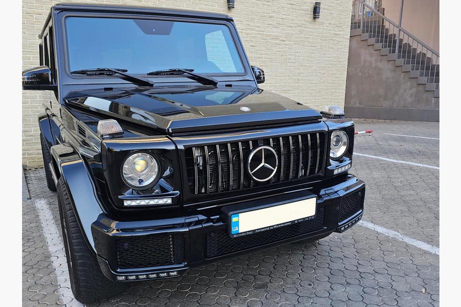 Mercedes G class W463 1990–2018 Priekšējais radiatora režģis (GT, ar hroma līstēm) Image