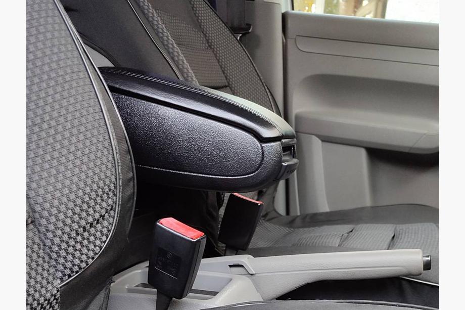 Volkswagen Caddy 2015–2020 Roku balsts (ievietojams glāžu turētājā) Image