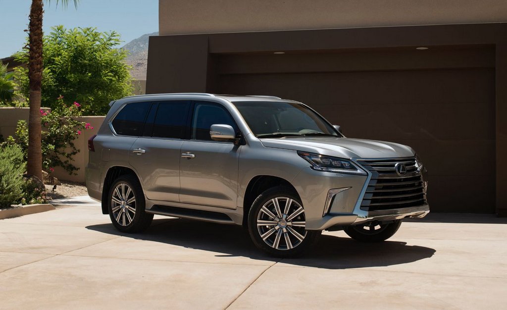 Atjauninātā SUV Lexus LX apskats