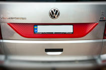 Volkswagen T6 2015–2024 Plastmasas uzlika bagāžnieka vākam Melna foto 4
