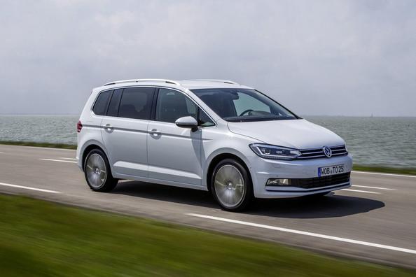 Kompaktā minivena Volkswagen Touran apskats