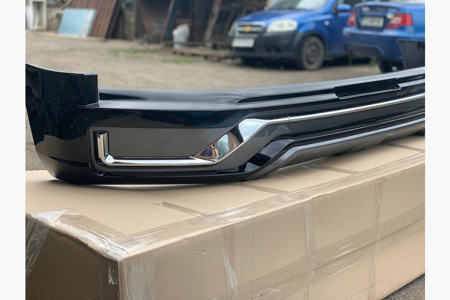 Toyota Land Cruiser 200 2007–2021 Virsbūves bodykit komplekts 2016↗ (Modelista V3) Melna krāsa Foto 7