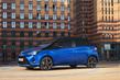 Toyota Yaris Hybrid hečbeka hibrīdās versijas apskats foto 7