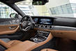 Mercedes-Benz E-Class piektās paaudzes sedana apskats foto 5