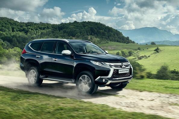 Mitsubishi Pajero Sport apvidus auto trešā paaudze