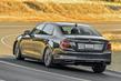 Reprezentatīvs sedans KIA K900 foto 4