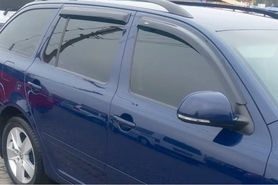 Skoda Octavia II A5 2006–2010 Logu vēja deflektori SW (4 gab., HIC) Image