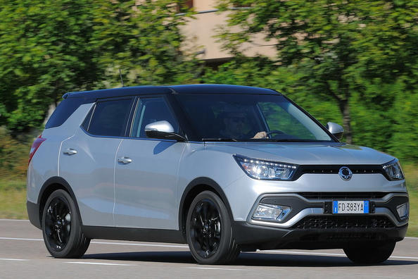 SsangYong XLV krosovera apskats