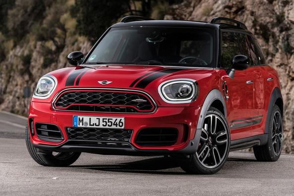 Kompaktā krosovera MINI Countryman JCW apskats