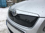 Skoda Fabia 2007–2014 Ziemas pārsegs radiatora režģim (2007-2010, augšējais) foto 3