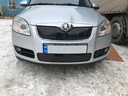 Skoda Fabia 2007–2014 Ziemas pārsegs radiatora režģim (2007-2010, augšējais) foto 4