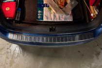 Volkswagen Tiguan 2016–2023 Aizmugurējā bufera uzlika (Carmos, nerūsējošais tērauds) foto 7