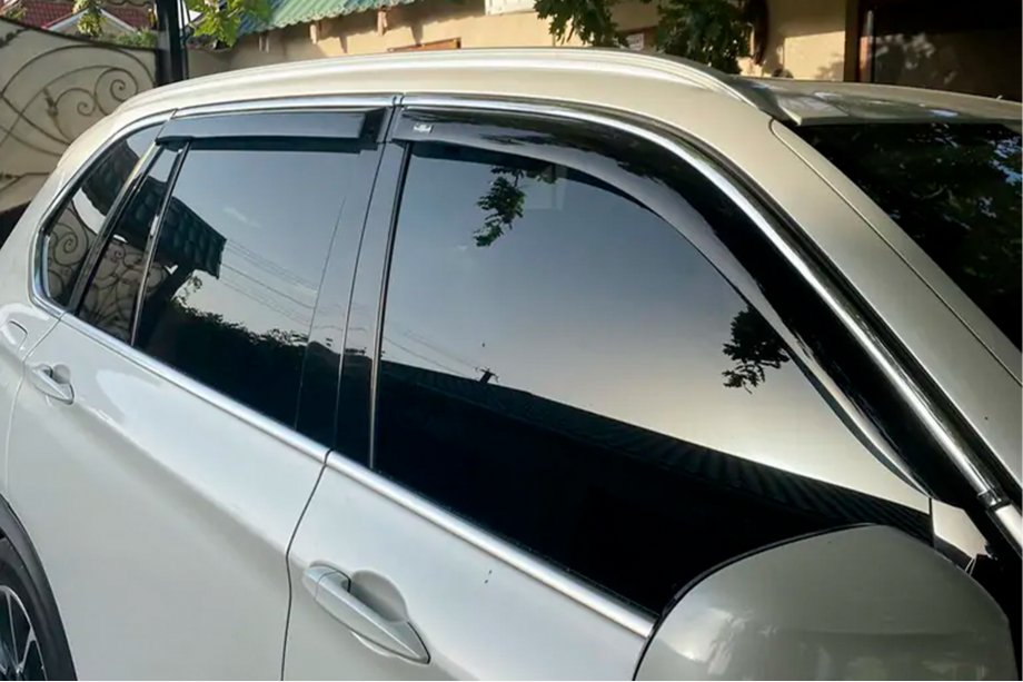 BMW X5 F15 2013–2018 Logu vēja deflektori ar hromētu līsti (4 gab., HIC) Image