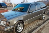 Mercedes E-klase W124 1984–1997 Logu vēja deflektori SW (4 gab., HIC) foto 4