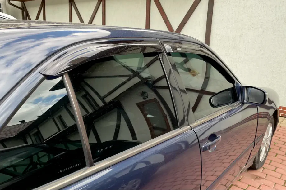 Mercedes E-class W210 1995–2002 Logu deflektori SD (4 gab., HIC) Foto 11