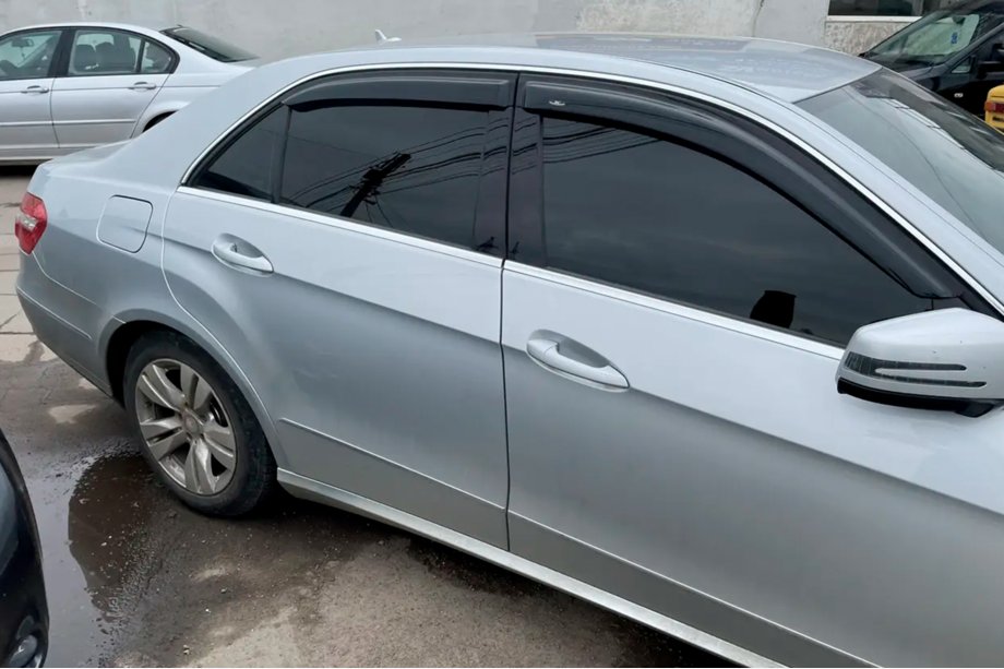 Mercedes E-class W212 2009–2016 Logu deflektori SD (4 gab., HIC) Image