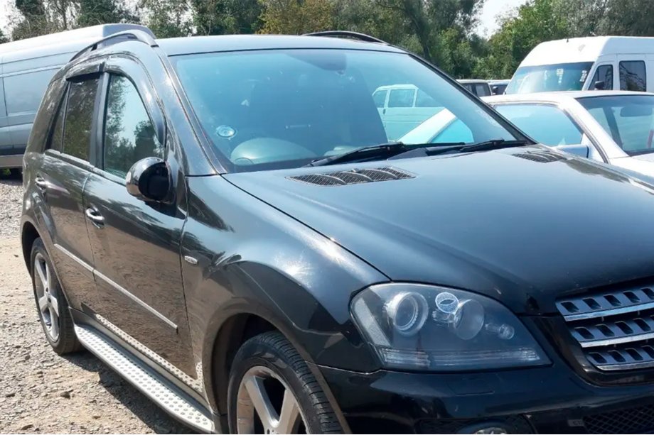 Mercedes ML W164 2005–2011 Logu vēja deflektori (4 gab., HIC) Foto 5
