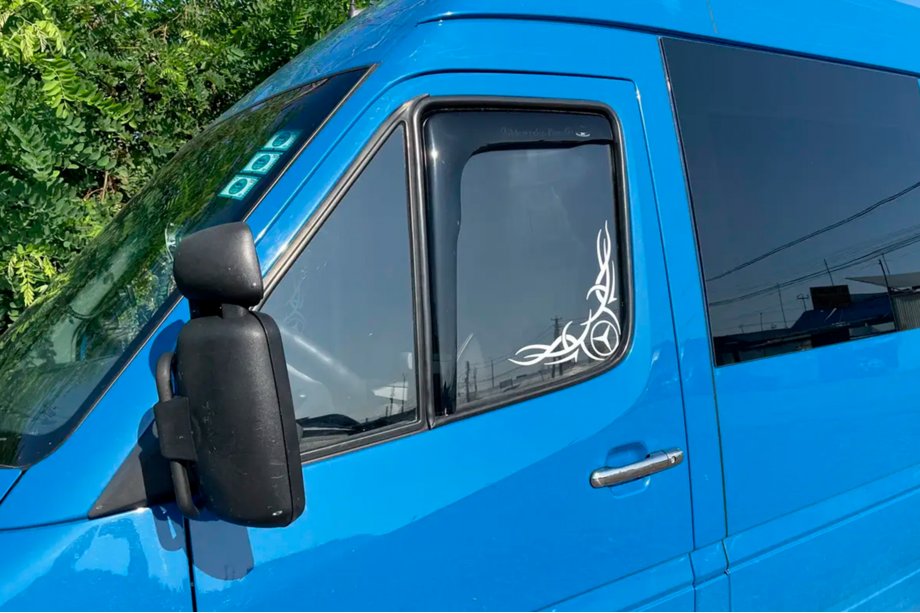 Mercedes Sprinter W901/902/903/904/905 1995–2006 Ieliekamie logu deflektori (2 gab., HIC) Image