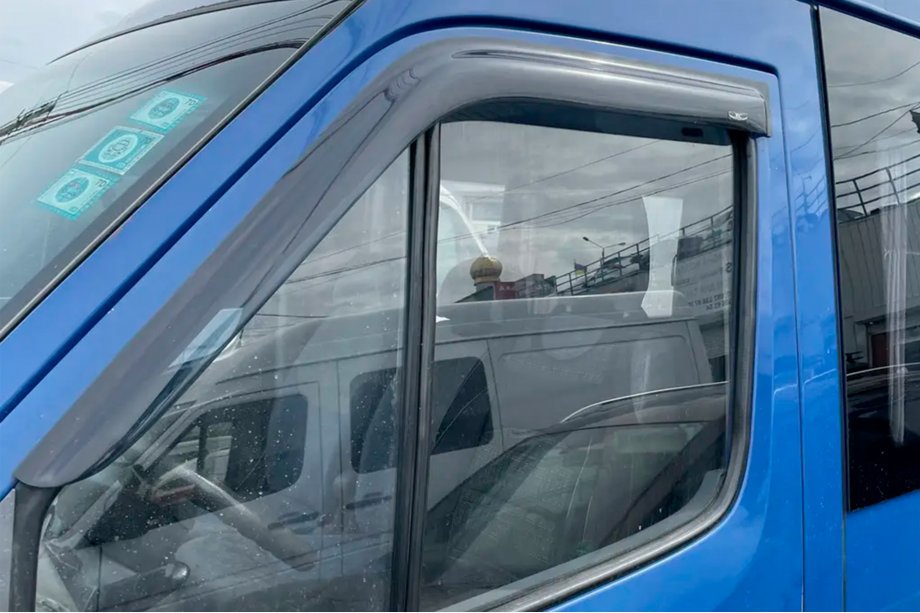 Mercedes Sprinter W901/902/903/904/905 1995–2006 Logu vēja deflektori (2 gab., HIC) Image