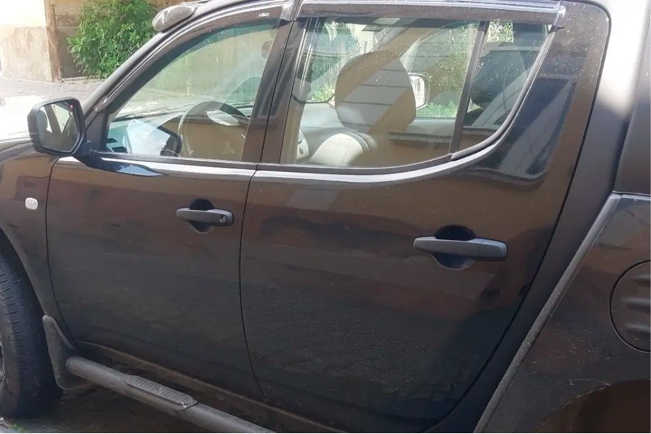 Mitsubishi L200 2006–2015 Logu vēja deflektori (4 gab., HIC) Image