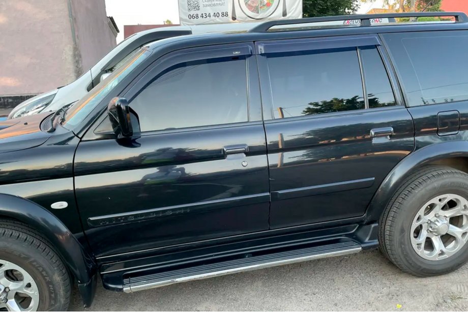 Mitsubishi Pajero Sport 1996–2007 Logu vēja deflektori (4 gab., HIC) Image