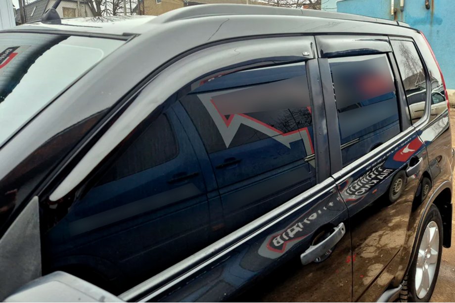 Nissan X-trail T30 2002–2007 Logu vēja deflektori (4 gab., HIC) Image