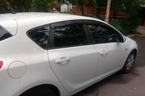 Opel Astra J 2009–2015 Logu deflektori HB (4 gab., HIC) foto 3
