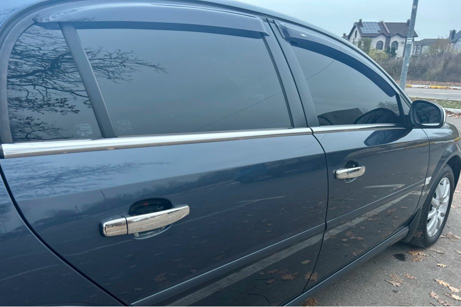 Opel Vectra C 2002–2008 Logu deflektori SD (4 gab., HIC) Image