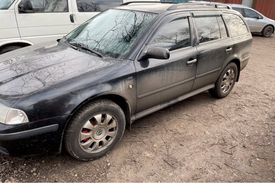Skoda Octavia I Tour A4 1996–2010 Logu vēja deflektori SW (4 gab., HIC) Foto 9