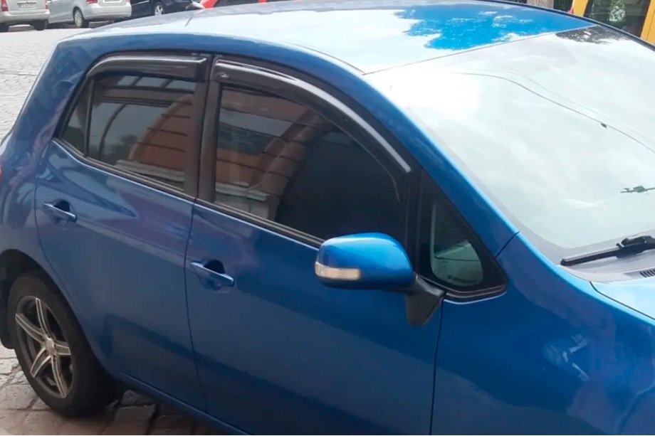 Toyota Auris 2007–2012 Logu vēja deflektori (4 gab., HIC) Image