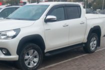 Toyota Hilux 2015– Logu vēja deflektori (4 gab., HIC) foto 1