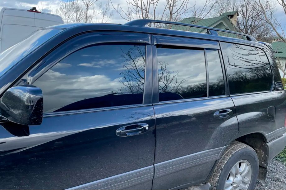 Toyota Land Cruiser 100 1998–2007 Logu vēja deflektori (4 gab., HIC) Image