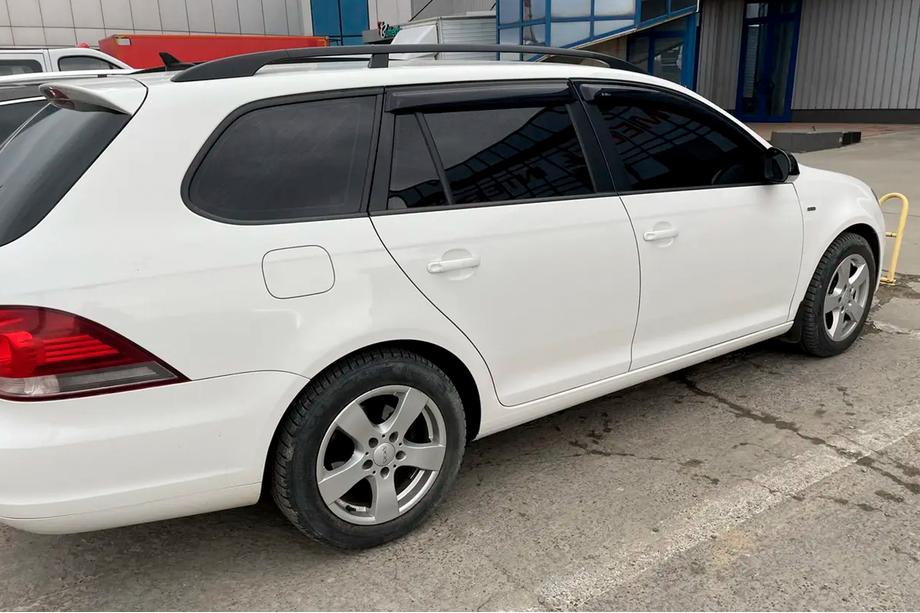 Volkswagen Golf 6 2008–2014 Logu vēja deflektori Variant (4 gab., HIC) Foto 3