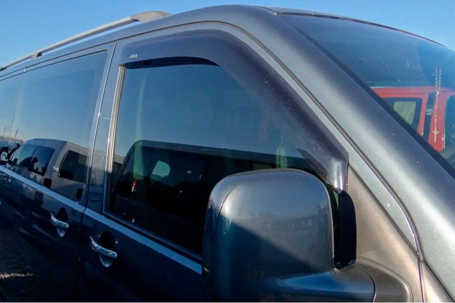 Volkswagen T5 Caravelle 2004–2010 Logu vēja deflektori (2 gab., HIC) Foto 10