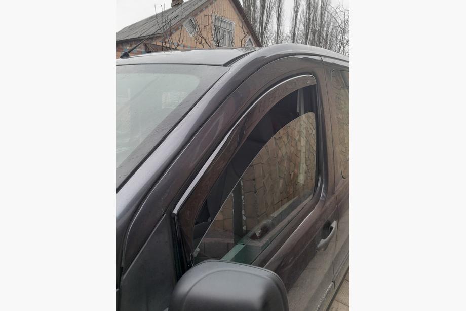 Fiat Scudo 2007–2015 Ieliekamie logu deflektori (2 gab., HIC) Image