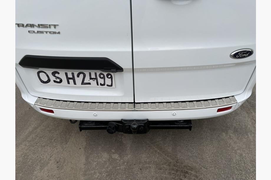 Ford Custom 2013–2022 Aizmugurējā bufera uzlika Carmos (nerūsējošais tērauds) Image