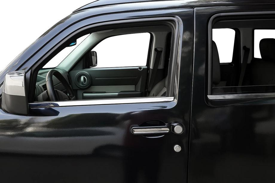 Jeep Cherokee/Liberty 2007–2013 Durvju rokturu uzlikas (4 gab., nerūsējošais tērauds) Foto 1