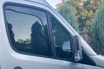 Mercedes Sprinter W906 2006–2018 Ieliekamie logu deflektori (2 gab., HIC) foto 19