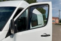 Mercedes Sprinter W906 2006–2018 Ieliekamie logu deflektori (2 gab., HIC) foto 15