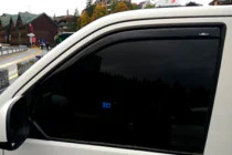Volkswagen T5 Caravelle 2004–2010 Ieliekamie logu deflektori (2 gab., HIC) foto 1